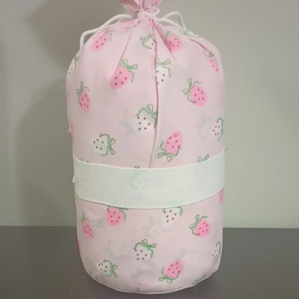 Comfort Bay Pink Strawberry Queen Bedding Set - Picture 4 of 4